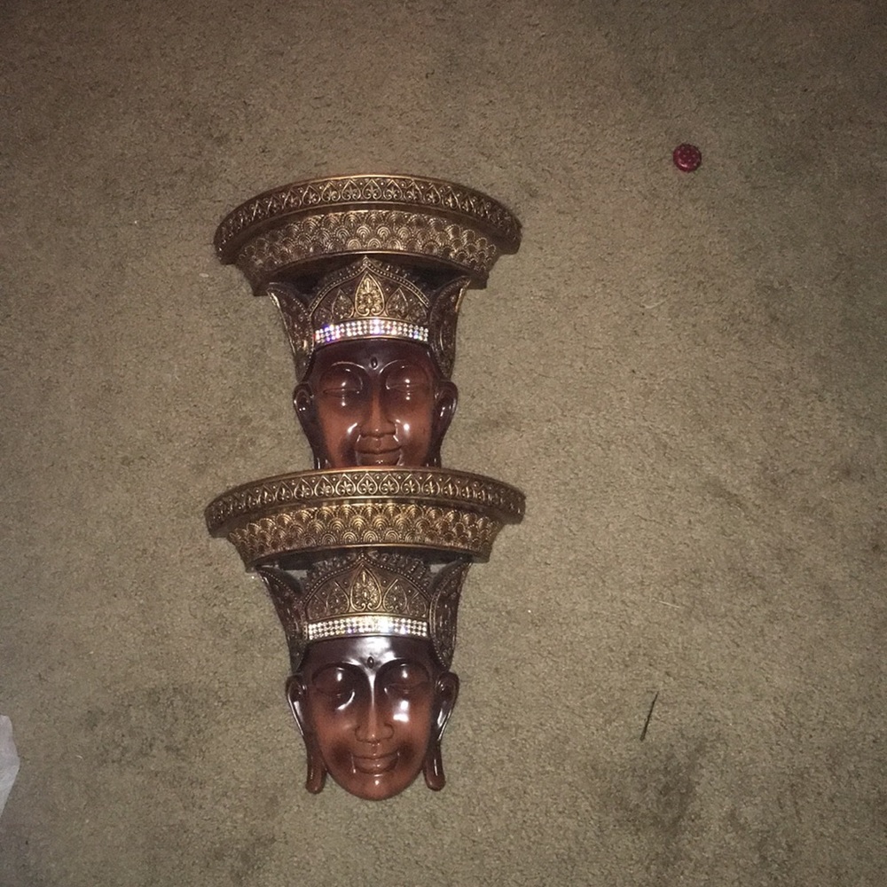 Buddha head shelve decor